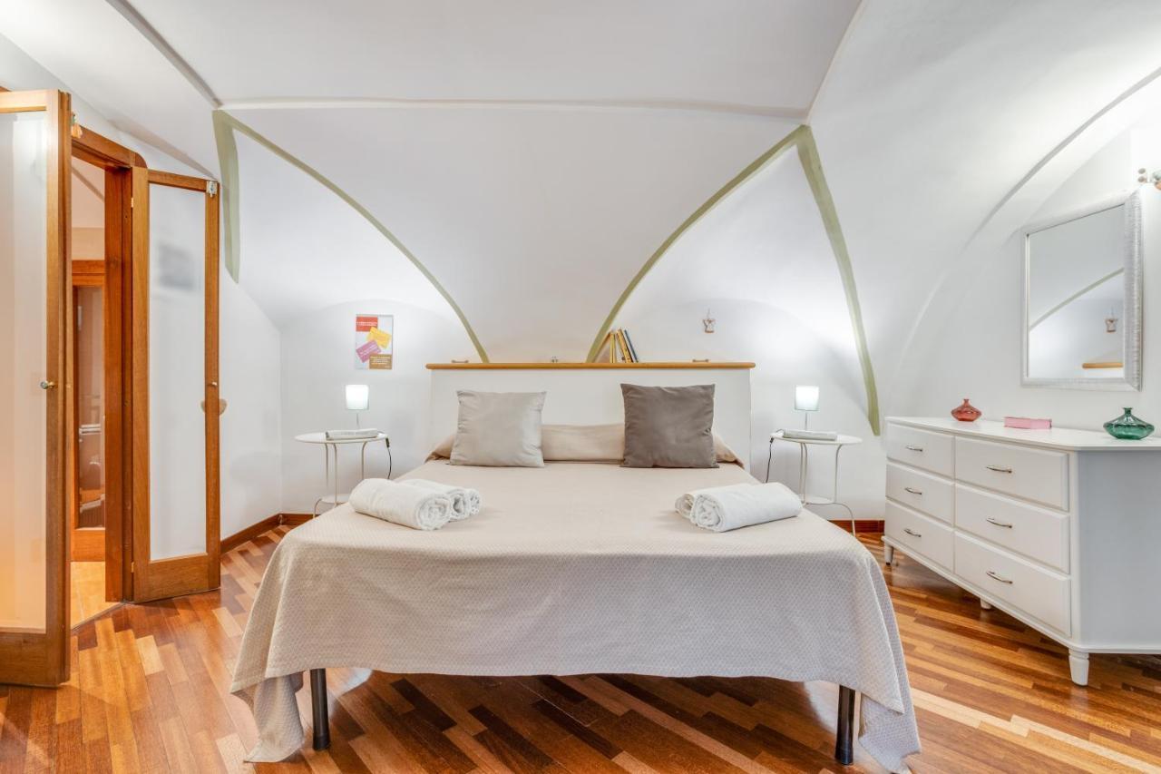 Guesthost - Casa Querida Central & Elegant Flat Неаполь Экстерьер фото